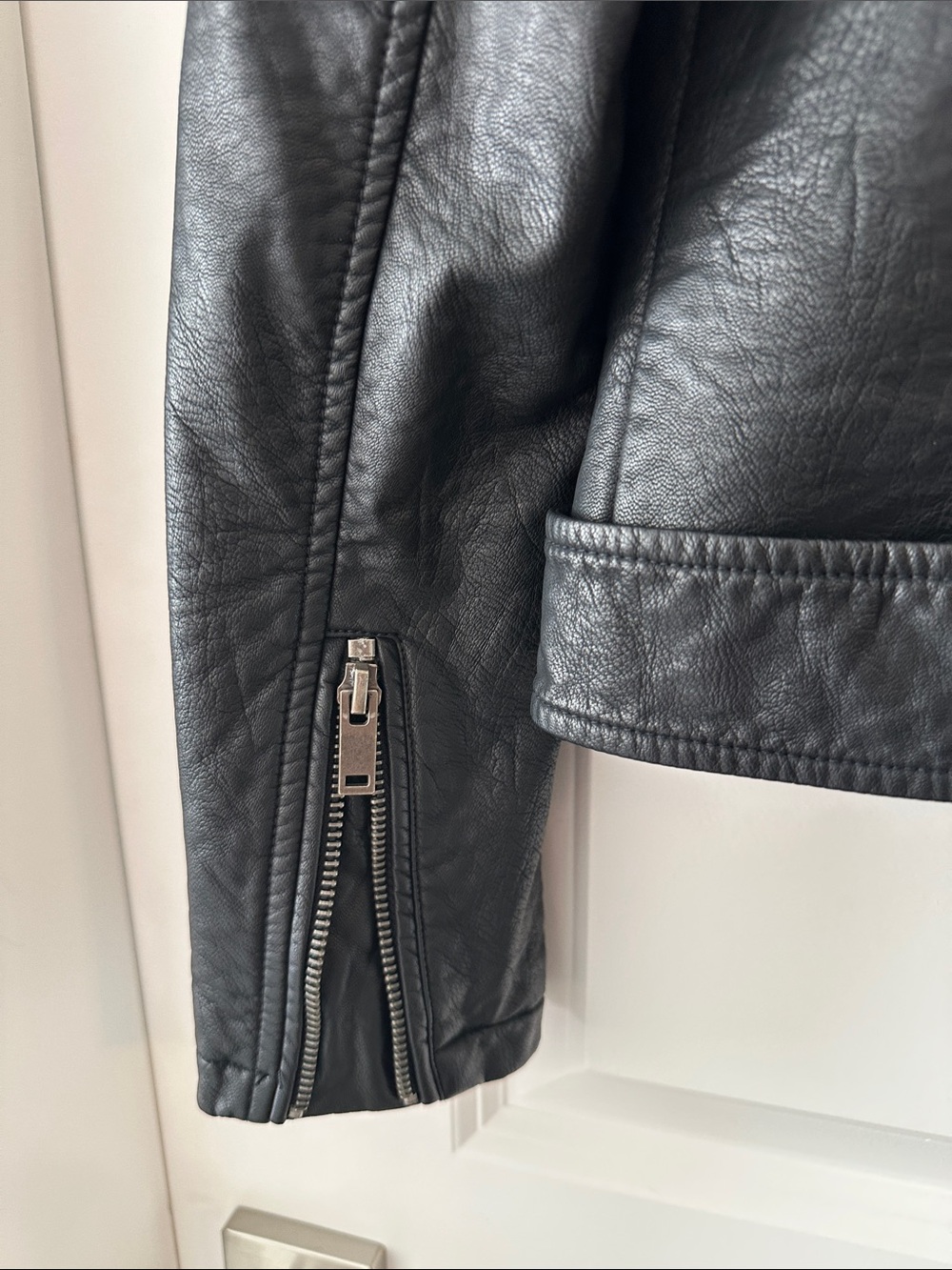 le chateau Black Faux Leather Moto Jacket with Silver Hardware - Picture 7 of 7